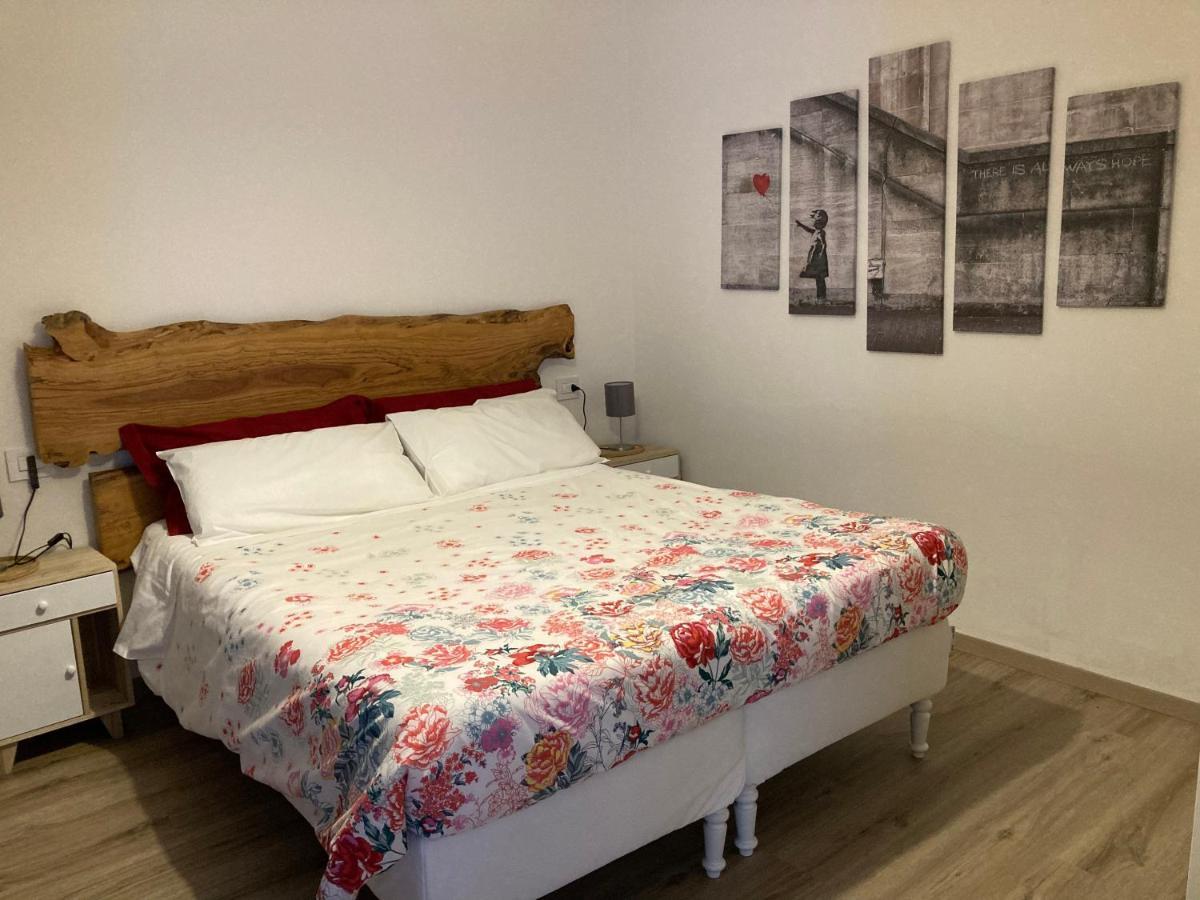 Appartamento Al Lago Lesa Exterior foto